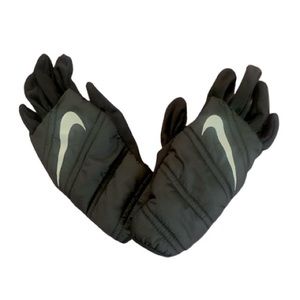 Nike Women’s Sports Gloves